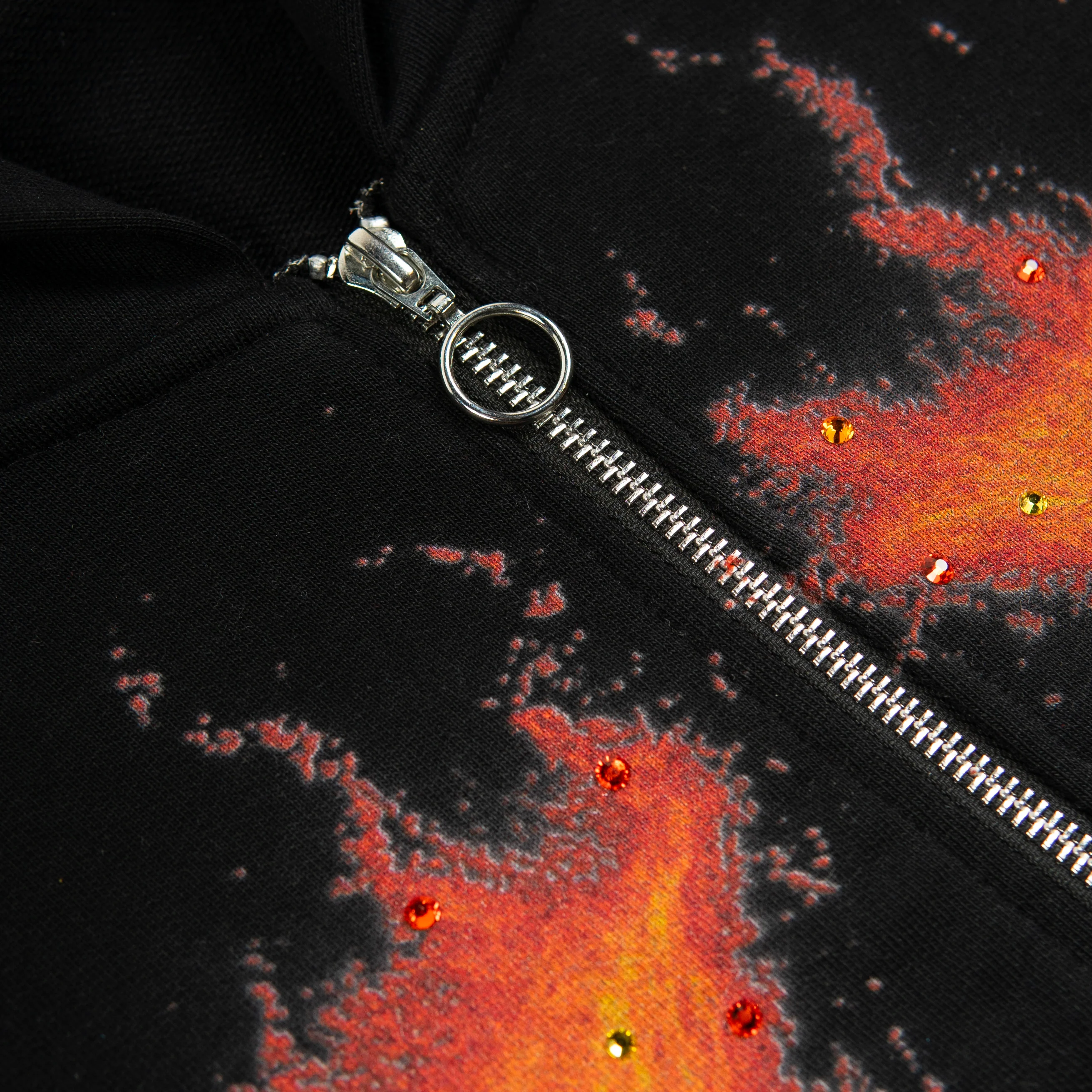 PREMIUM RHINESTONE BREEZY BOWL FLAME CROPPED HOODIE - Image 4